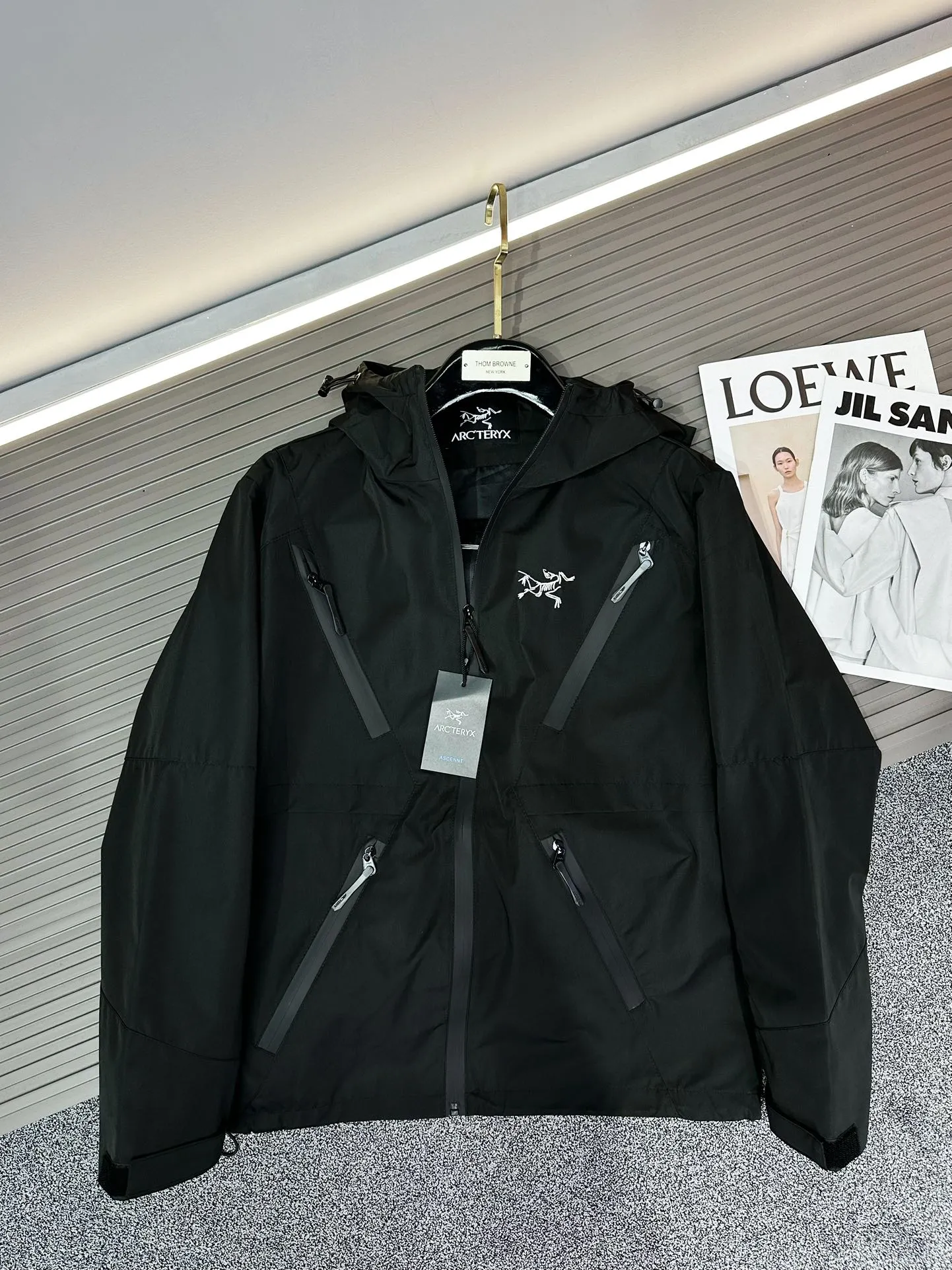 Same Style， ， 2026 New Arrival ， Original Premium Breathable ， ， ， Quality。 ， Sizes：M～3XL